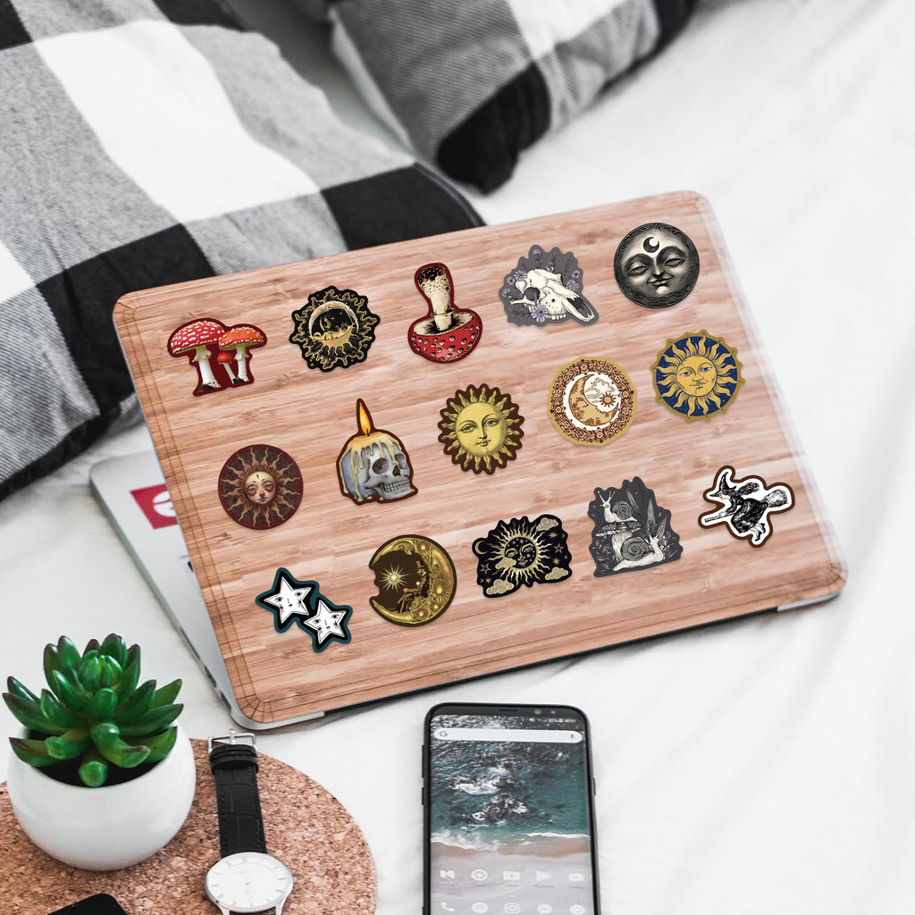 ​50PCS Celestial Eye Stickers  - مراجعة Tech Gear Accessories وسعره